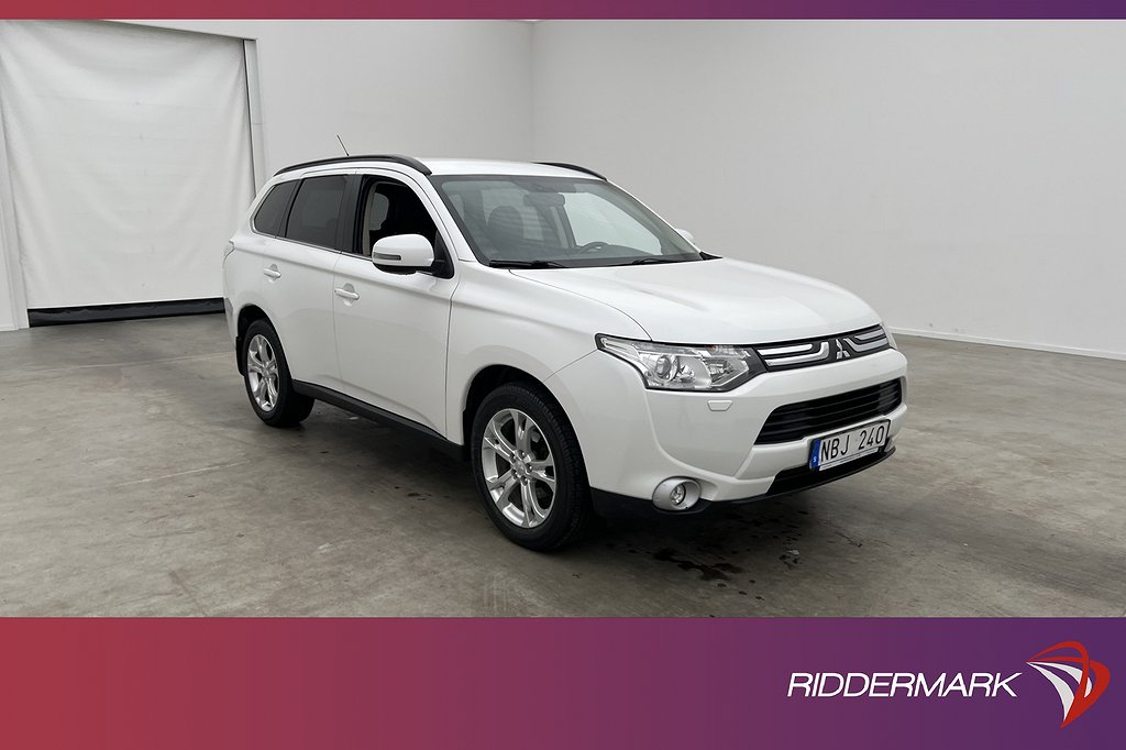 Mitsubishi Outlander 2.0 4WD 7-sits Värm Kamera Skinn Drag