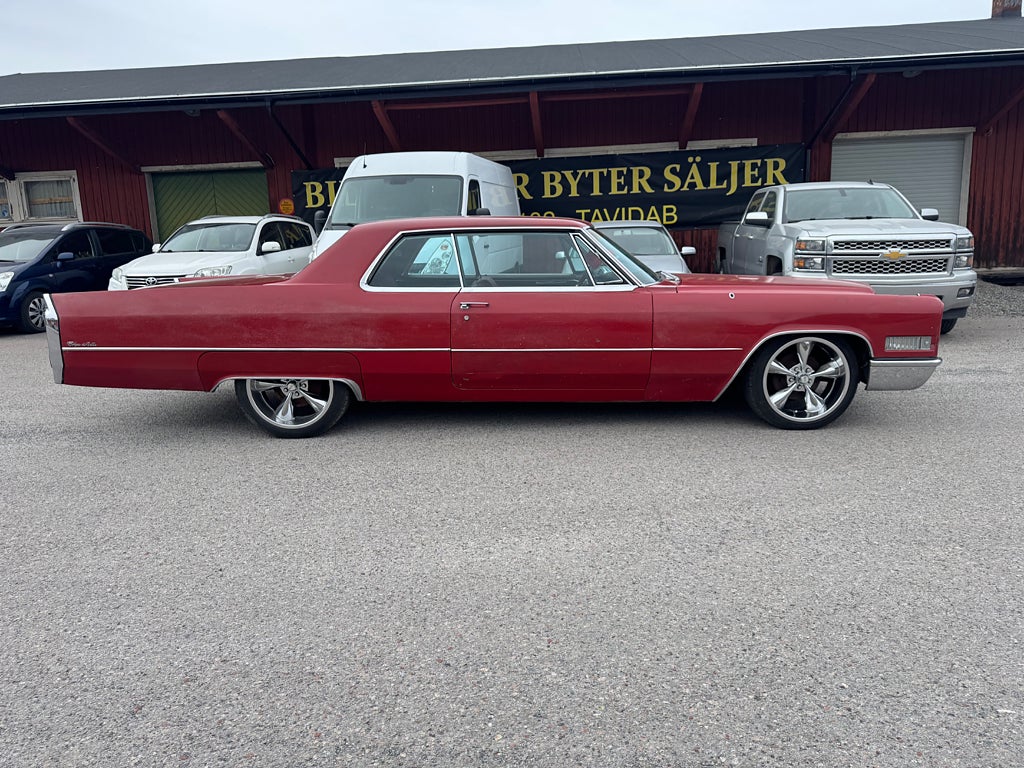 Cadillac Coupe de Ville 