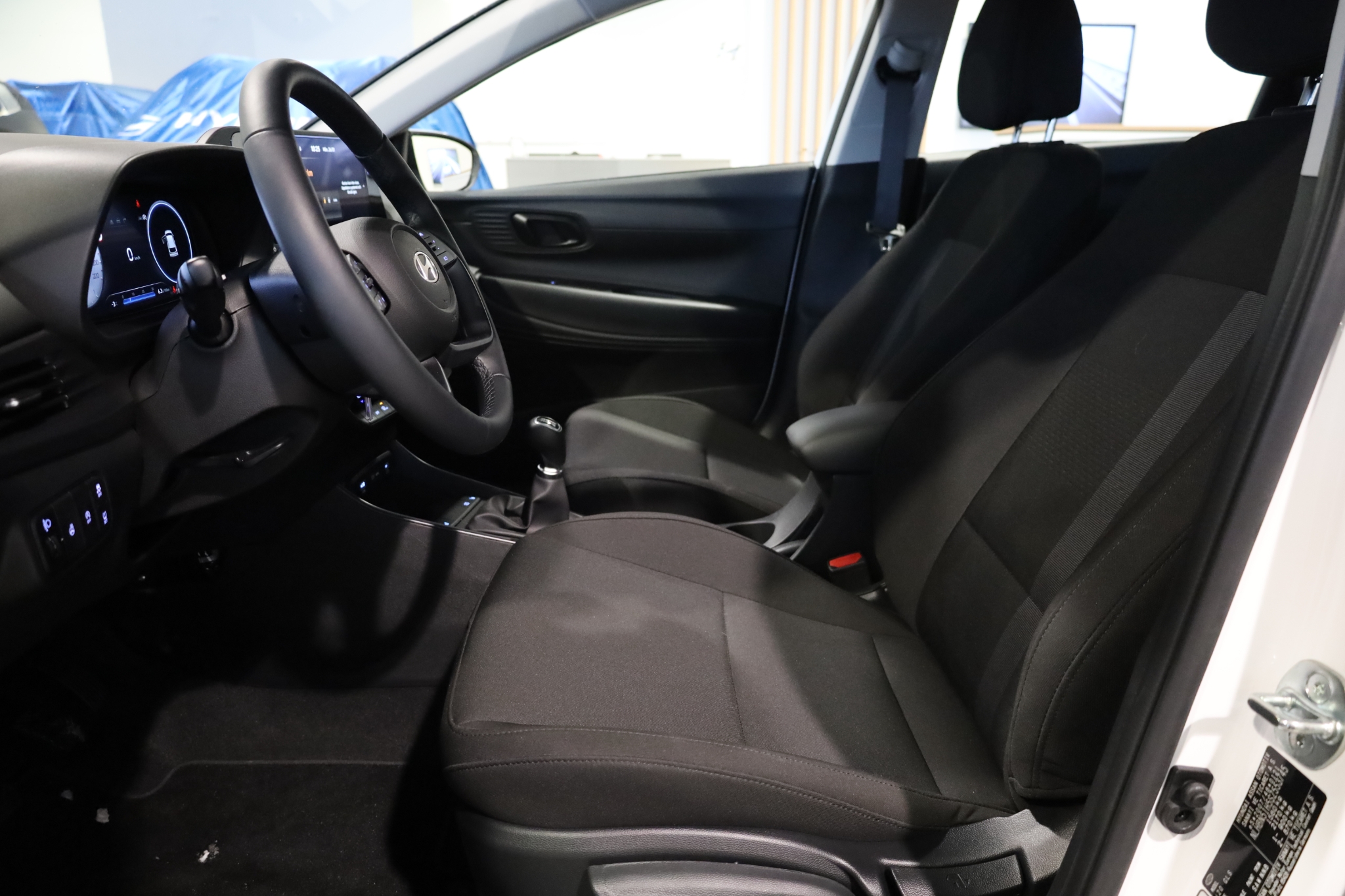 Hyundai i20 1.0 T-Gdi Essential 2027, bild 7/10