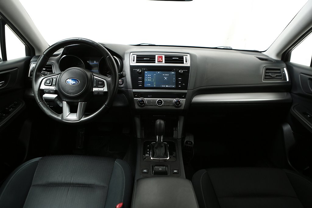 Subaru Outback 2,5i 175hk Base AWD Aut Motorv Dragkrok 2016