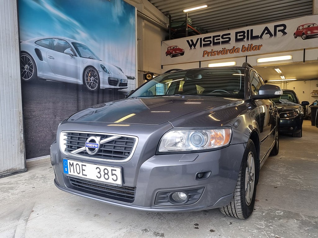 Volvo V50 1.6D Momentum Euro4 18000 Mil Få ägare