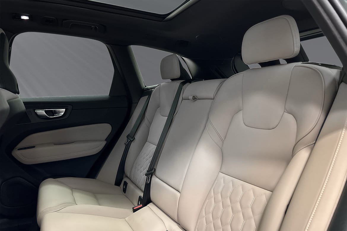 Volvo XC60 T8 Plus Dark Nordic Edition 2027, bild 4/10