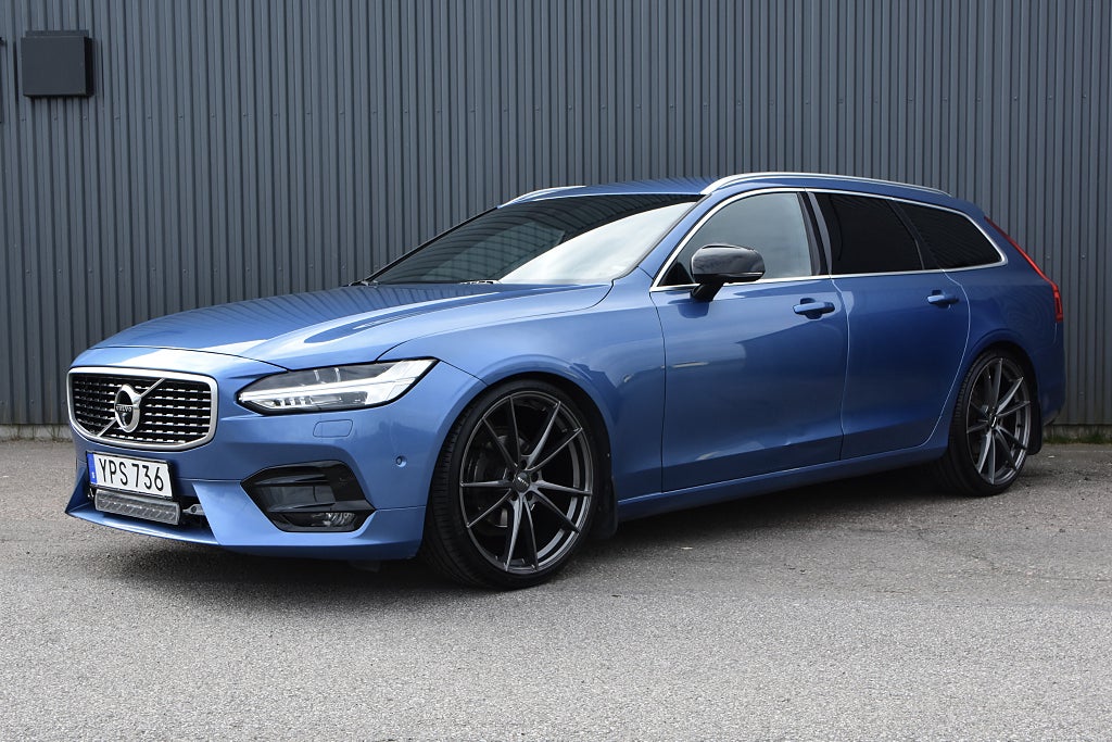 Volvo V90 D4 AWD R-Design / 360 Navi Drag HUD 21" 