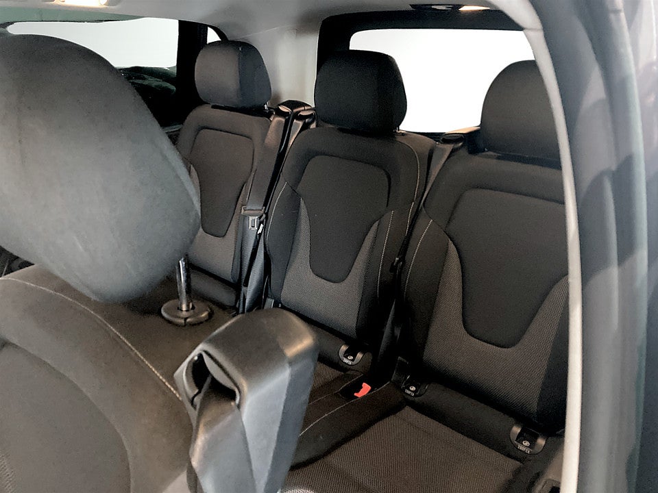 Bild på Mercedes-Benz V 220d 3.1t 2.2 163hk Aut 7-SITS B-KAMERA