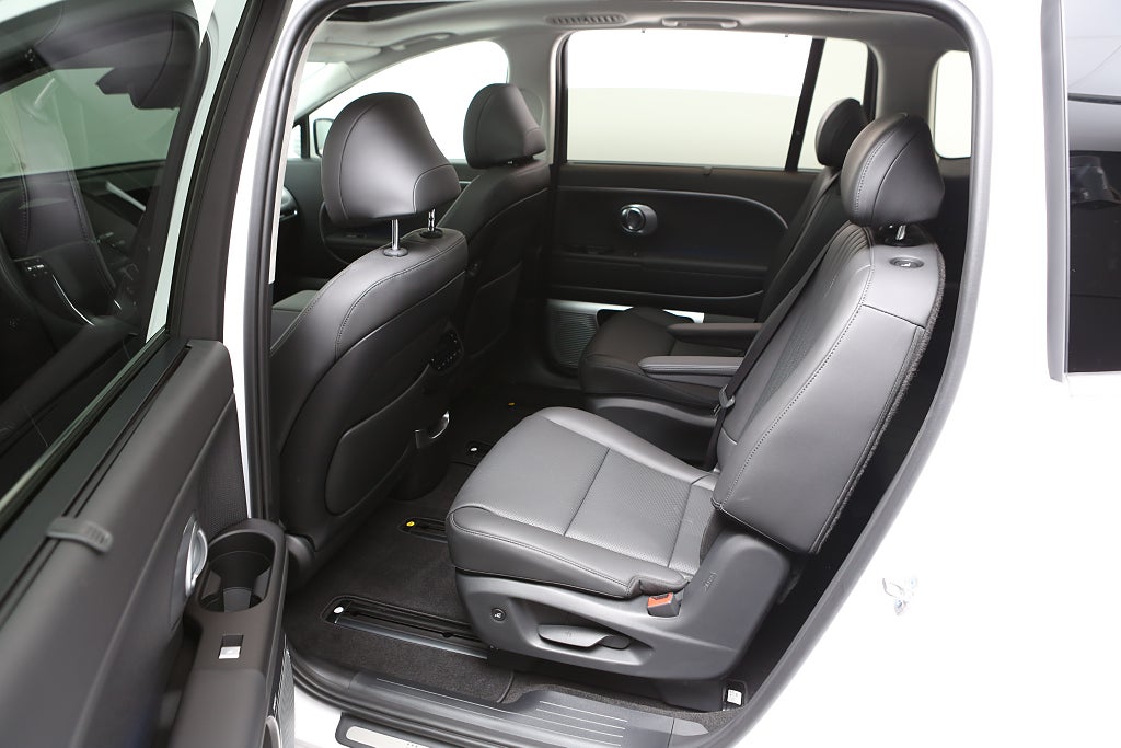 Hyundai IONIQ 9 6-sits AWD 110kWh Performance Calligraphy - fd. demobil 2025