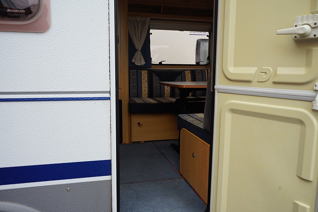 Dethleffs Camper 510V Husvagn Markis Förtält