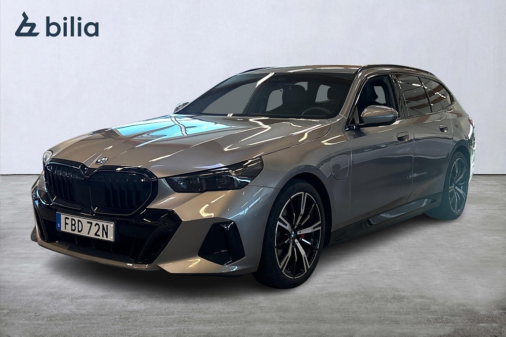 BMW 530e xDrive Touring M Sport PRO H/K Aktiv Fart Värmare Drag