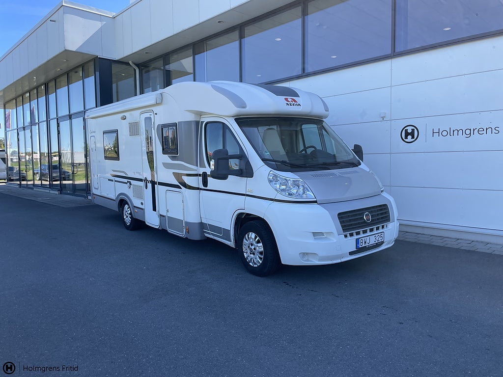 Adria Coral CORAL S 680ST S 680st