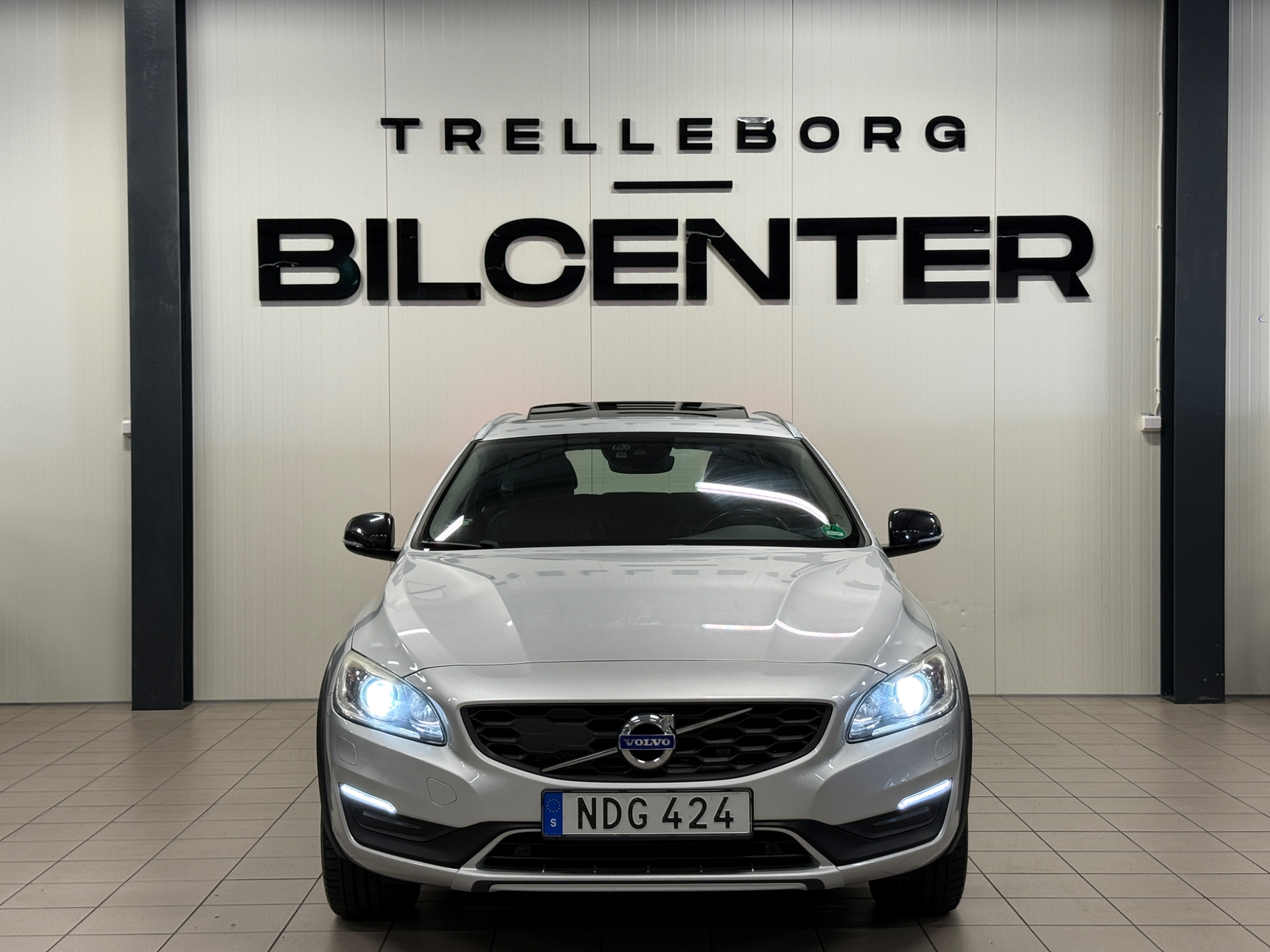 Volvo V60 Cross Country 2016, kuva 4/42