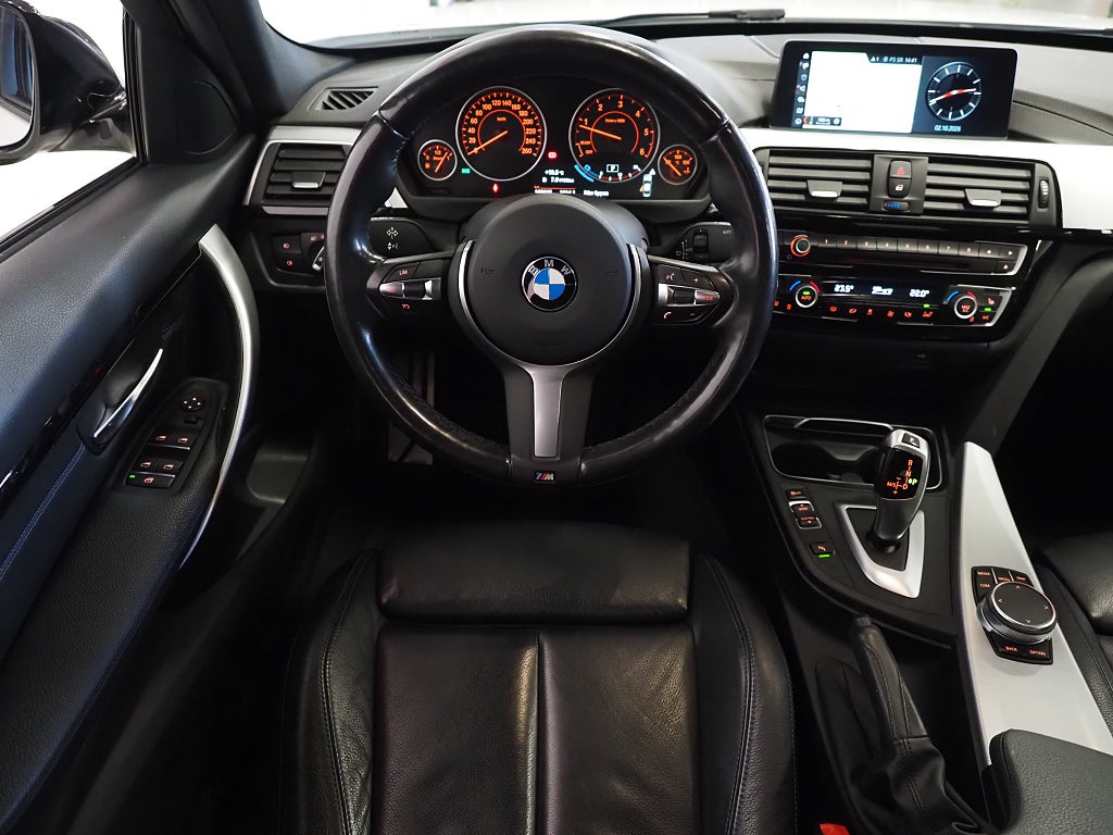 BMW 320d Sedan xDrive 190hk M Sport |Navi|Skinn|Kamera|Drag|