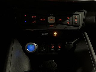 Halvkombi Nissan Leaf 16 av 20