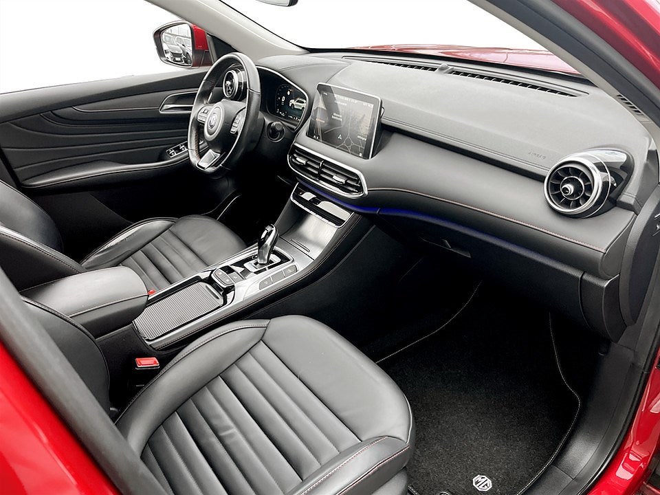 Bild på MG EHS PHEV LUXURY 258hk - PANORAMA,DRAG