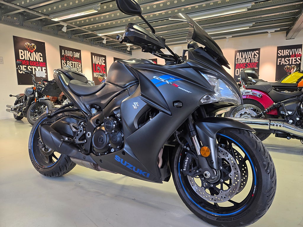 Suzuki GSX-S1000 F 