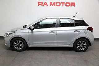 Halvkombi Hyundai i20 3 av 25