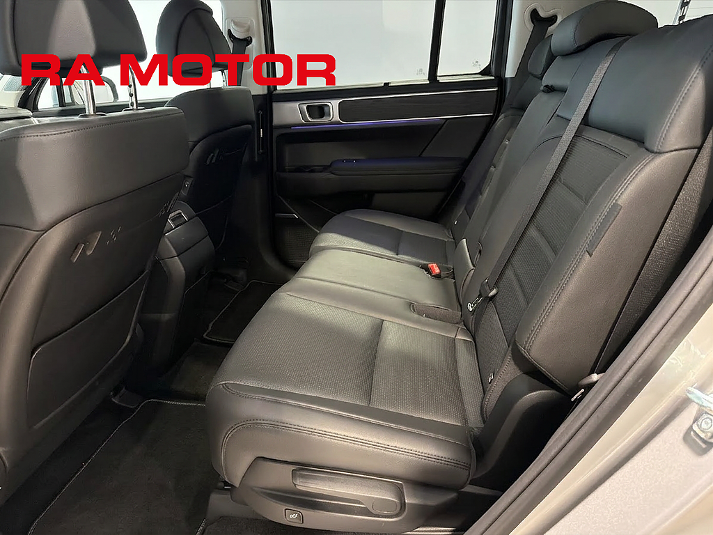 Hyundai Santa Fe Plug-in hybrid 4WD Advanced 7-sits |HUD|Navi|360°| 2025