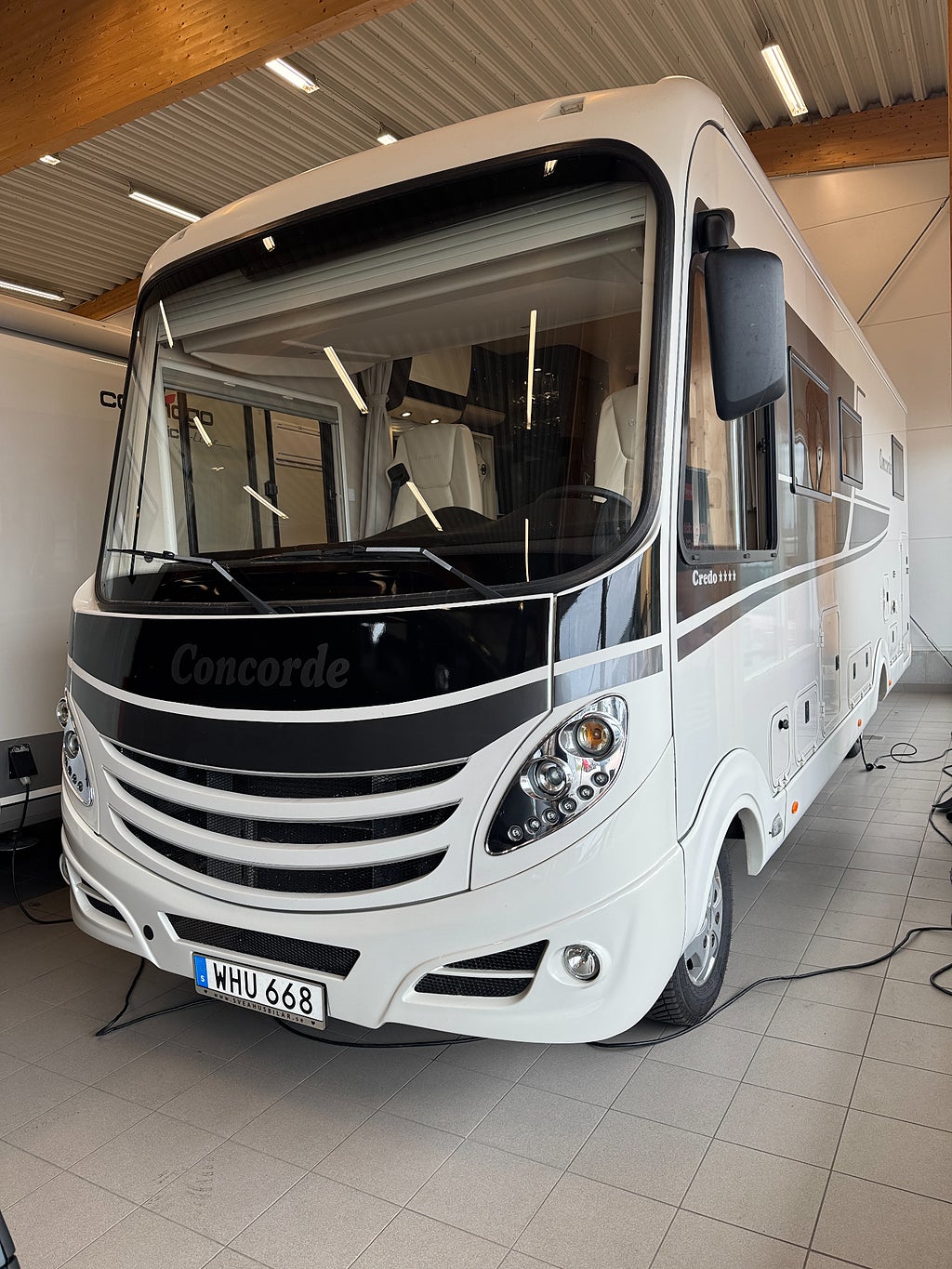 Concorde Credo 840 L IVECO (170HK AUTOMAT) Långbädd! Stort badrum! ALDE! 