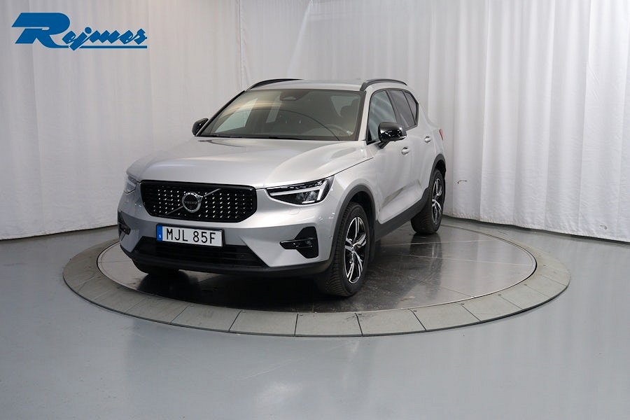 Volvo XC40 B3 FWD Bensin Plus Dark