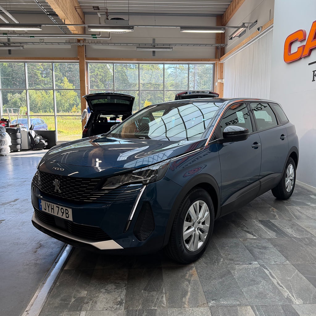 Peugeot 5008 1.2 PureTech 130 EAT Carplay Backkamera 131hk