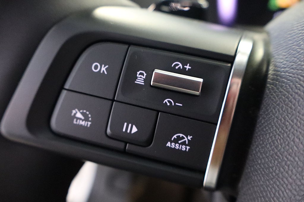 Bild på Citroën C4 Shine 1.2 PT 130hk Aut - B-KAMERA, CARPLAY, NAV