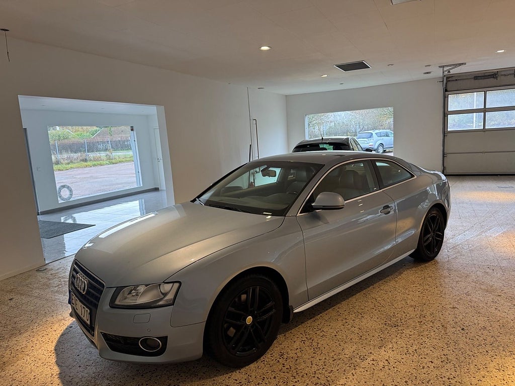 Audi A5 2.0tdi Coupé 6vxl Comfort välvårdad 
