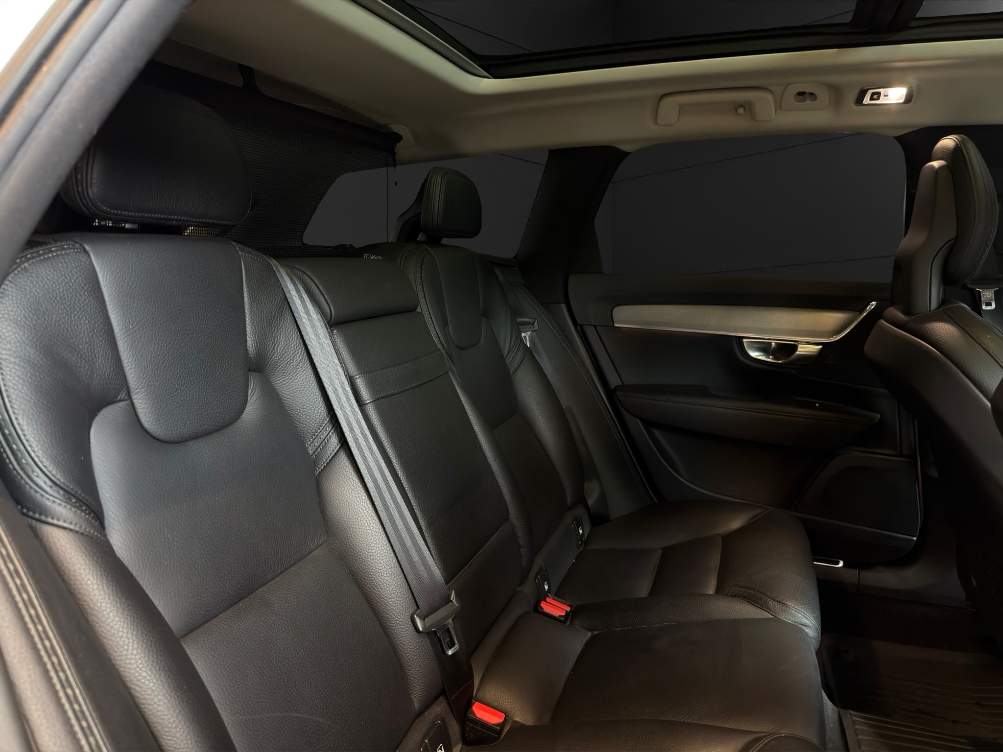 Volvo V90 Cross Country 2018, kuva 7/40