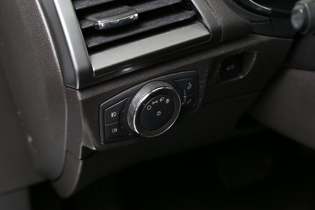 Ford Mondeo 2,0 TDCi 180hk Business Aut Kombi Panorama Värmare Drag