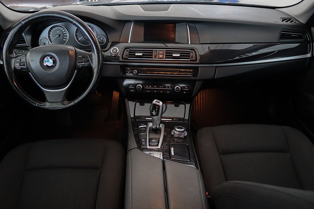 BMW 520 d xDrive Touring Värmare Dragkrok