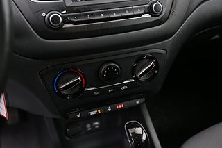 Halvkombi Hyundai i20 16 av 24