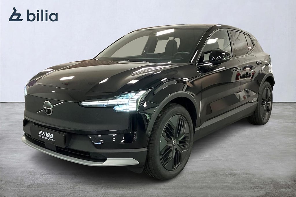 Volvo EX30 Cross Country Twin Motor Performance M Perform Ultra