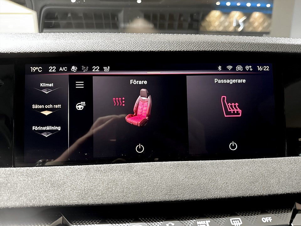 Bild på DS 4 E-Tense P.Line+ 225hk Aut INK. TRYGGHETSPAKET