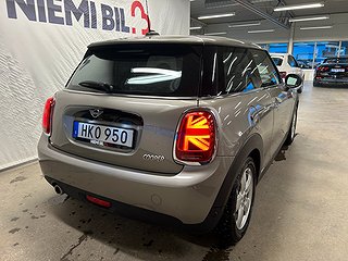 MINI Cooper 3-dörrars DCT Pepper II S&V-däck/Mvärm/Låg skatt
