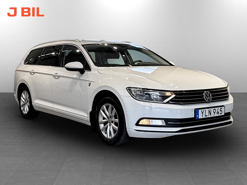 Bild på Volkswagen Passat Base Sportscombi 1.4 TSI 150hk BACKKAMERA