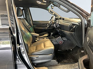 Toyota Hilux Dubbelhytt 2.4 AWD MOMS/MoK/Skinn/Kamera/Dvärm/Ledramp – bild 10