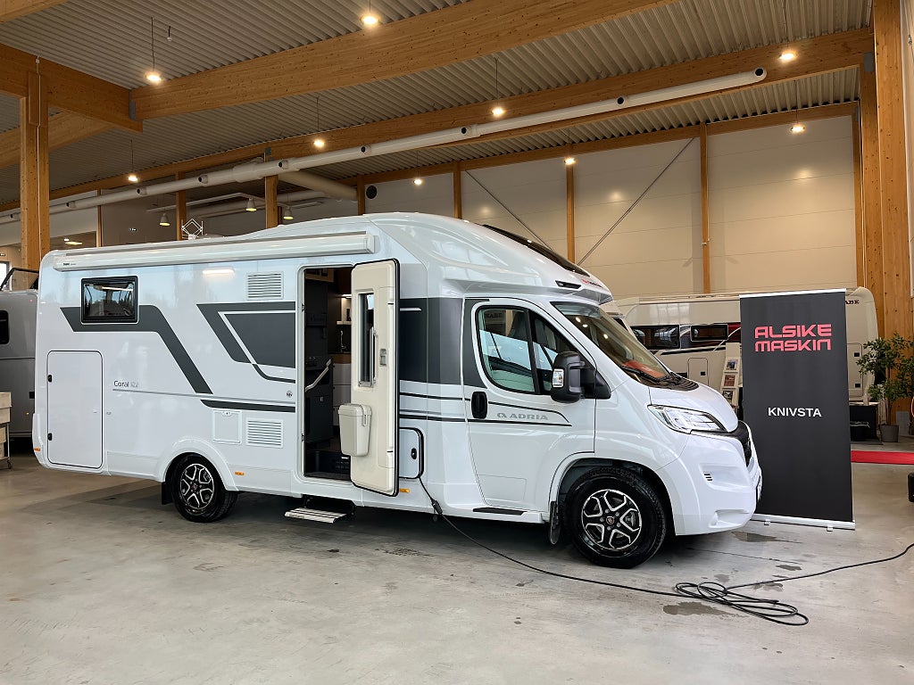 Adria Coral Plus 670 SL /ALDE/Automat 9vxl/Solcell/Dubbla bo