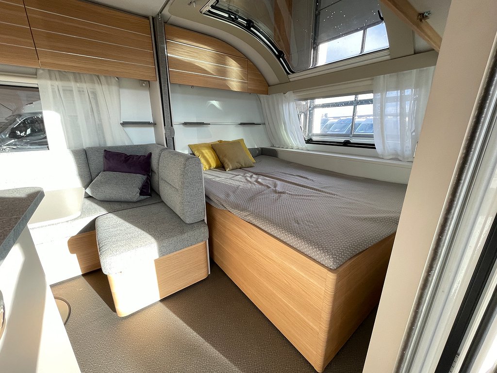 Adria Adora 573PT / Mover / AC / Barnkammare / Markis /  - Adria