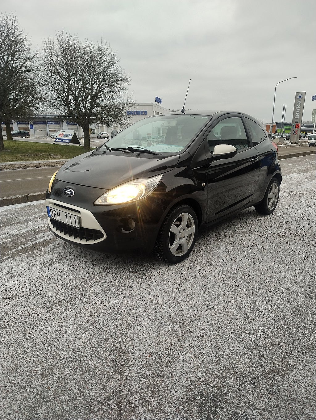 Ford Ka 1.2 Titanium .S+V.däck 536kr skatt Ny bes Nyservad