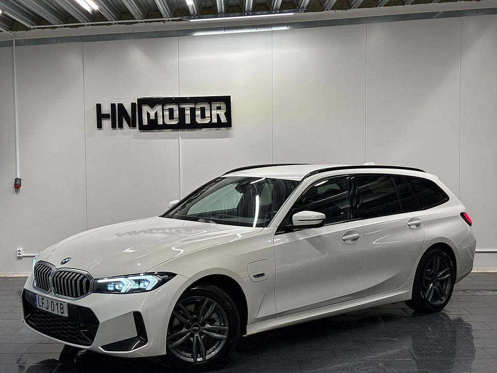 BMW 330e xDrive Touring M Sport |MOMS|Hi-Fi|CarPlay|Värmare|DRAG