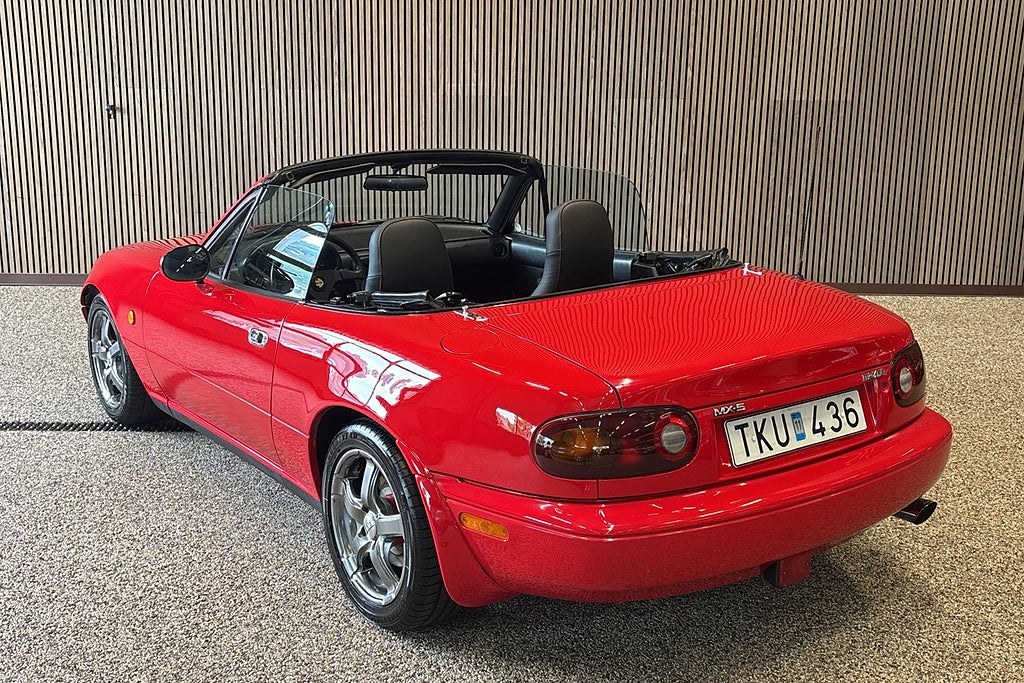 Mazda MX-5 1.6