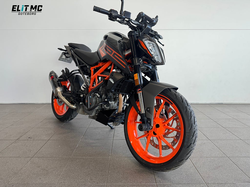 KTM 125 Duke Akrapovic Fr. 566Kr / Månad