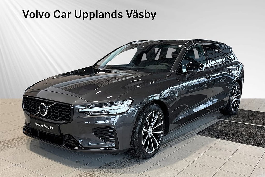 Volvo V60 T6 Plus Dark Edition / 360 kamera (SELEKT)