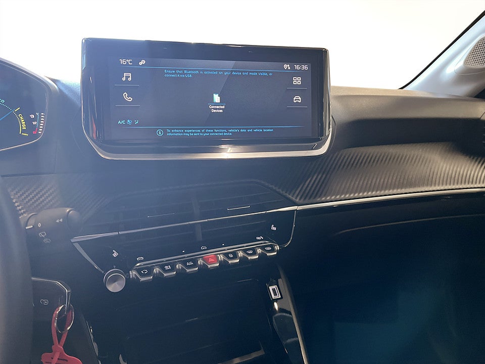 Bild på Peugeot 208 Style Hybrid 100hk Aut CARPLAY BACKSENSORER