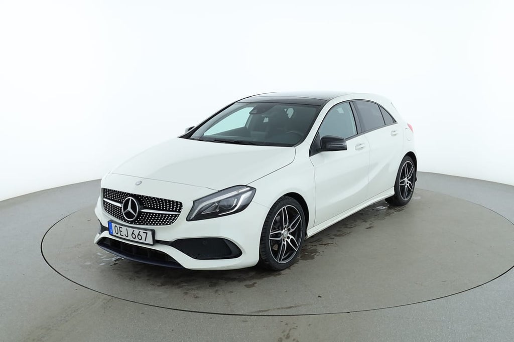 Mercedes-Benz A 180 d 7G-DCT AMG Sport / Panoramatak