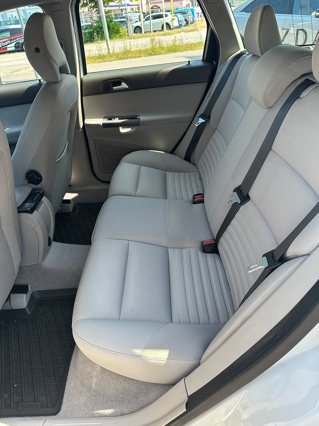 Volvo V50 T5 (230 hk) Kinetic DRAGKROK