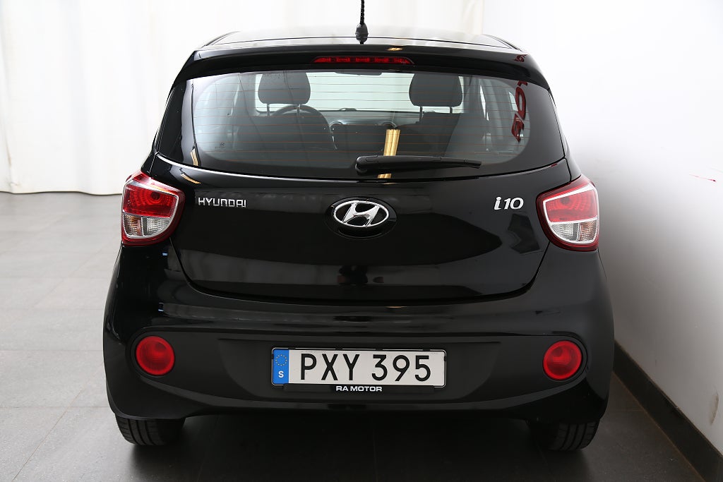 Hyundai i10 1,0 blue 67hk Comfort Automat 5D Motorvärmare 2018
