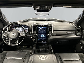 RAM 1500 Crew Cab 5.7 V8 4x4 Laramie Black Edition MOMSAD/VÄLUTRUSTAD