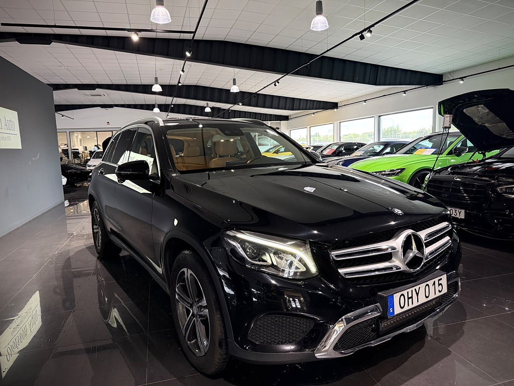 Mercedes-Benz GLC 220 d 4MATIC Exclusive Värmare Läder Drag - bild 16