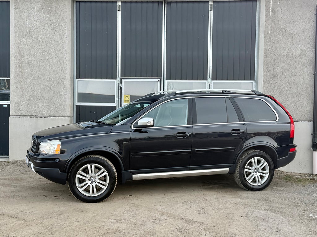 Volvo XC90 7 Säten D5 AWD R-Design läder navi Drag Se Spec 