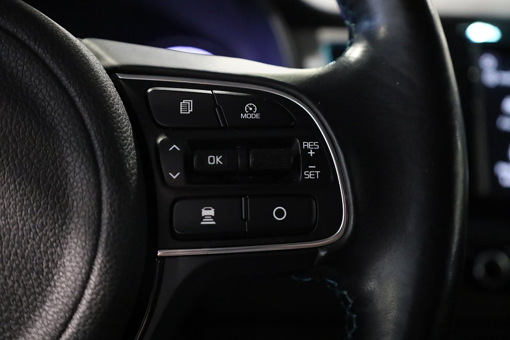 Kia Niro e- 64 kWh Advance Plus Taklucka JBL Kamera Navi Keyless 2019