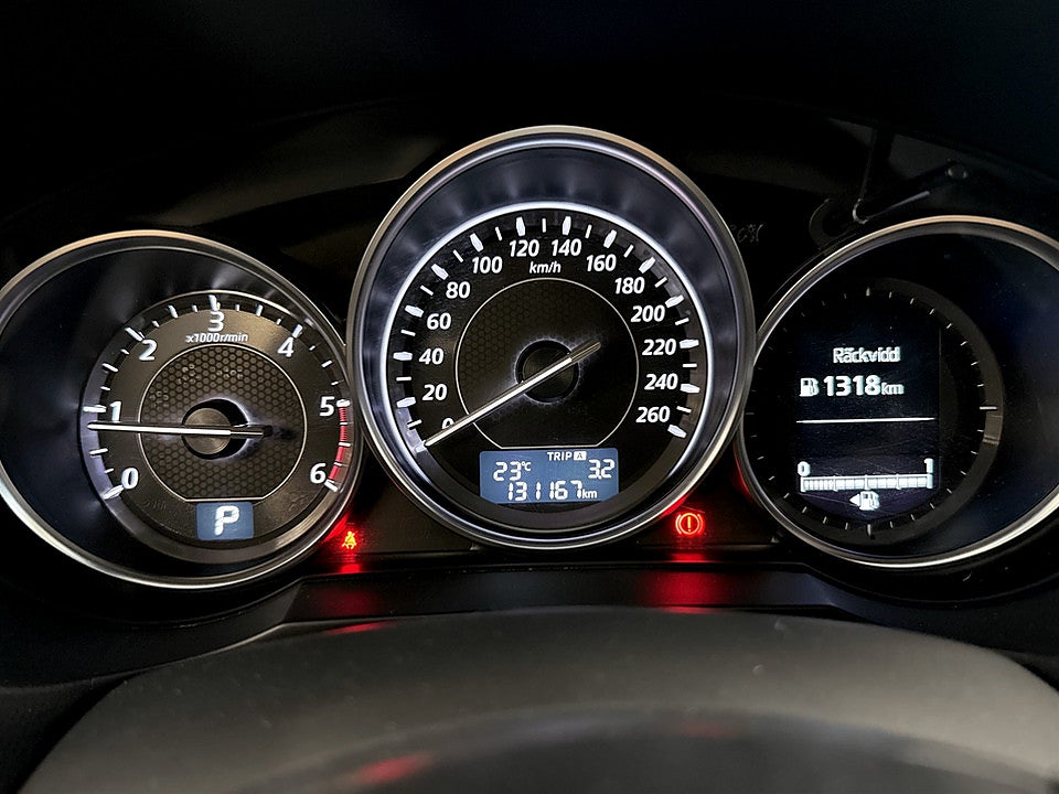 Bild på Mazda 6 Wagon Optimum 2.2 SKYACTIV-D 175hk Aut B-KAMERA ELSTOL