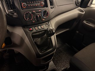 Transportbil - Skåp Nissan NV200 11 av 14